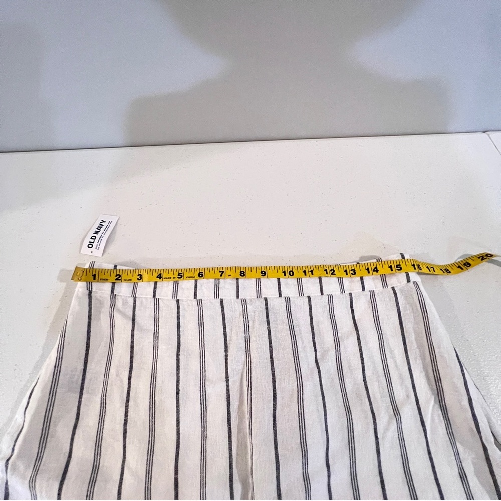 Old Navy NWT Black and White Vertical Stripe Mini Shift Skirt  Womens Size M - Picture 8 of 10